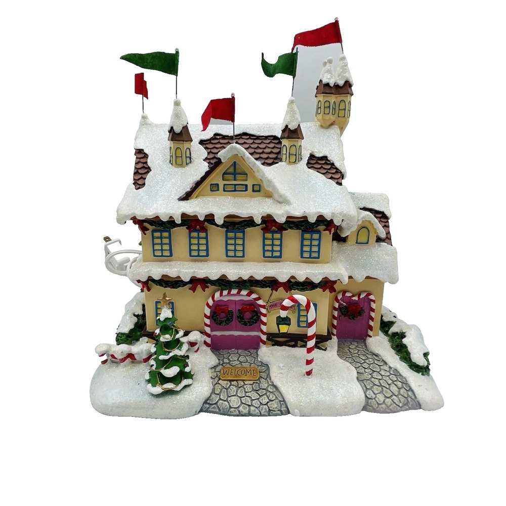 Hawthorne Village Rudolph's Christmas Town's Santa & Mrs. Clause's Castle